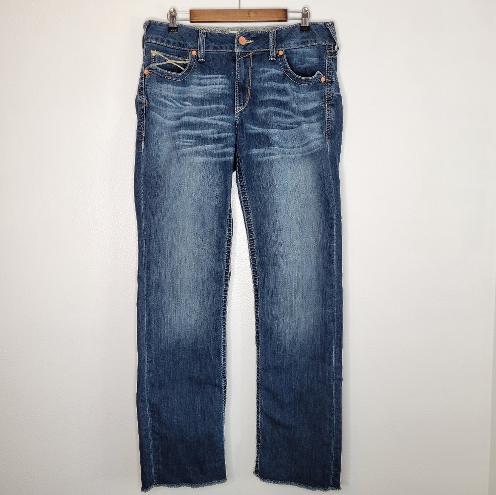 Ariat | Mid Rise Baseball Stitch Stackable Strait Leg Jeans Size 32